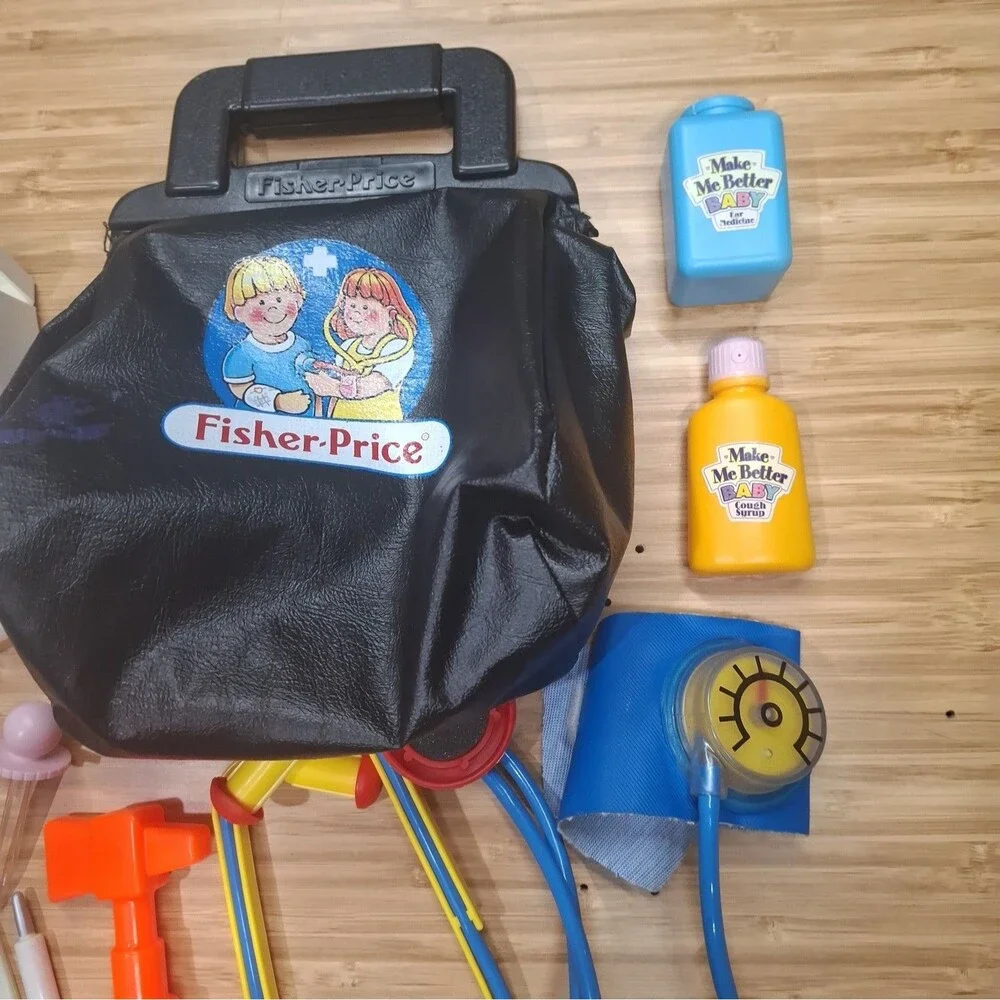 Vintage Fisher Price 1987 Black Medical Kit Bag Supplies Doctor Nurse Kids Toy